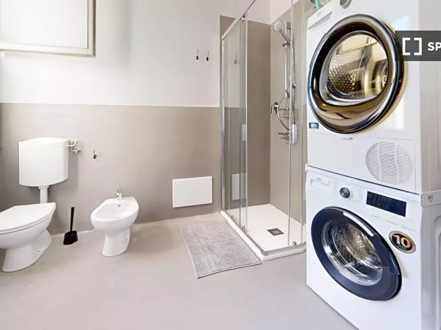 Immagine 18 di Camera condivisa in affitto  in VIA Ugo foscolo a Padova