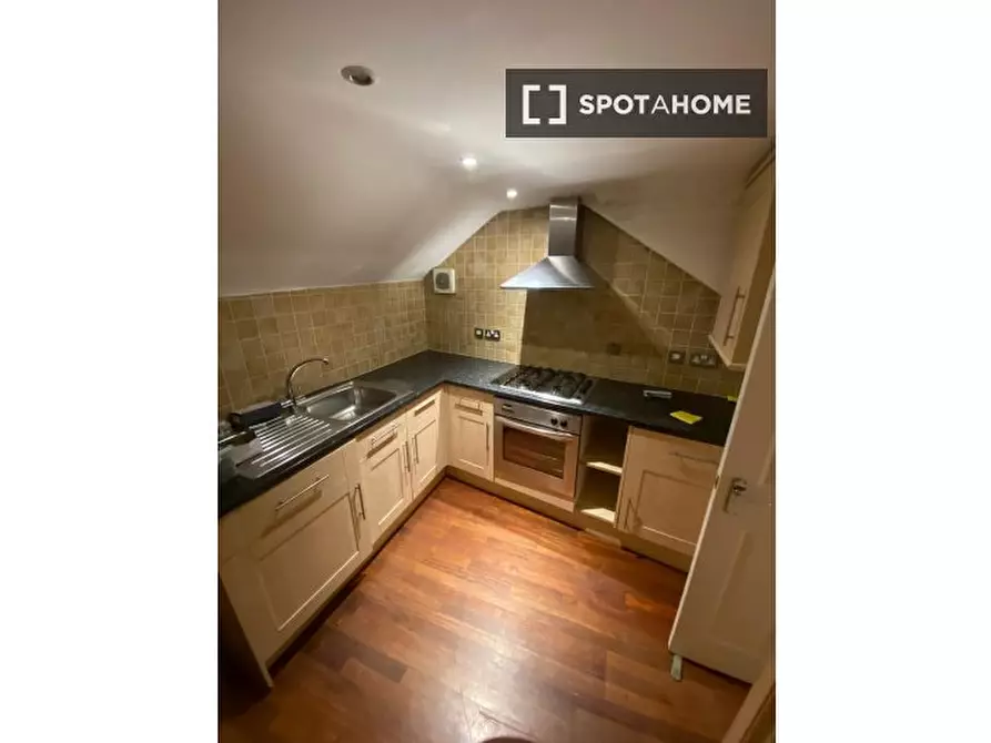 Immagine 2 di Camera condivisa in affitto  in Flat a Greenwich