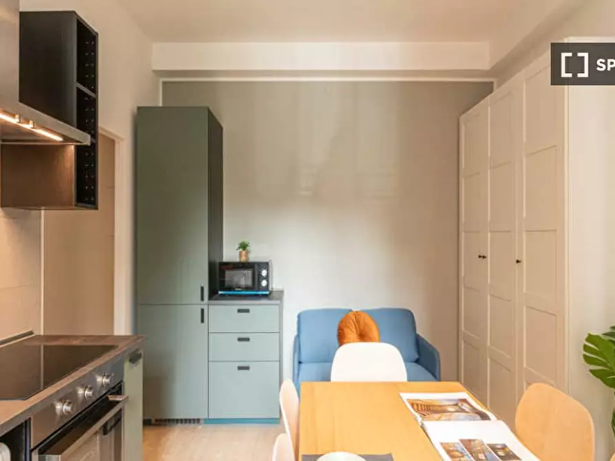 Immagine 15 di Camera condivisa in affitto  in Via Luigi Scrosati a Milano