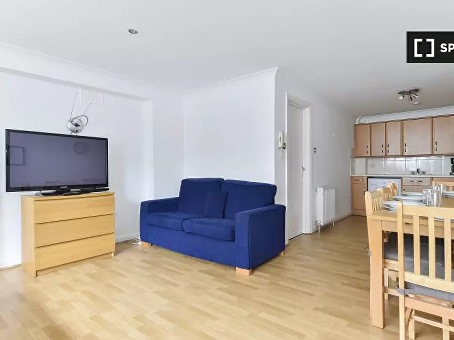 Immagine 3 di Appartamento in affitto  in Arlington Rd a Camden Town