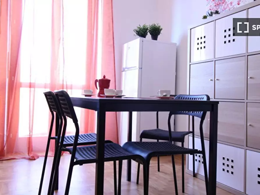 Immagine 13 di Camera condivisa in affitto  in della Stazione a Brescia