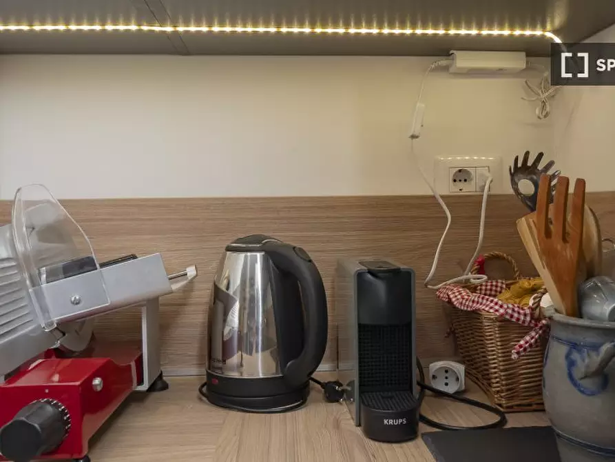 Immagine 8 di Ufficio in affitto  in Via Edmondo de Amicis a Milano