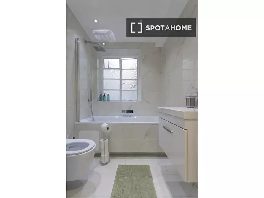 Immagine 7 di Appartamento in affitto  in Marlow Court a Camden Town