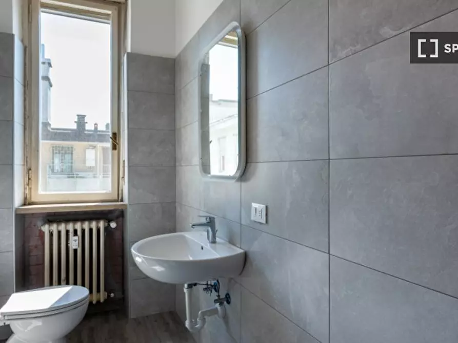 Immagine 5 di Camera condivisa in affitto  in Corso Di Porta Romana a Milano