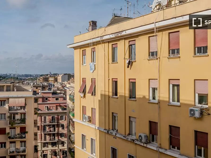 Immagine 14 di Appartamento in affitto  in Via Acaia a Roma