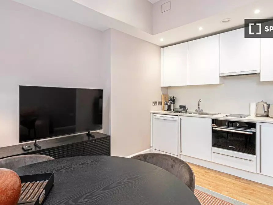 Immagine 2 di Appartamento in affitto  in Shand St a Camberwell