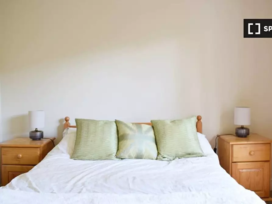 Immagine 14 di Appartamento in affitto  in a Avenell Road a Islington