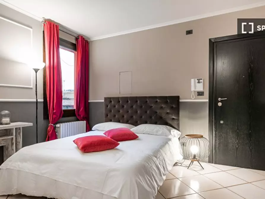 Immagine 1 di Ufficio in affitto  in Via de' Fusari a Bologna