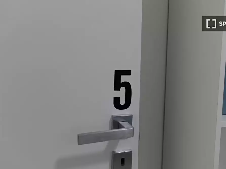 Immagine 2 di Camera condivisa in affitto  in Via Romolo Gessi a Torino