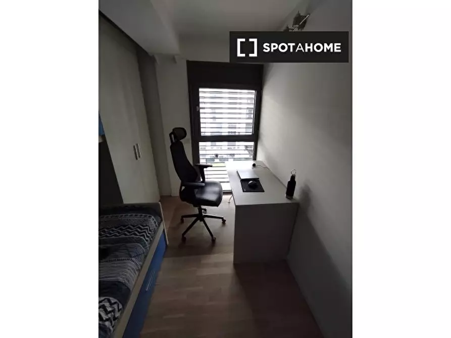 Immagine 2 di Camera condivisa in affitto  in Via Marco Fabio Quintiliano a Milano