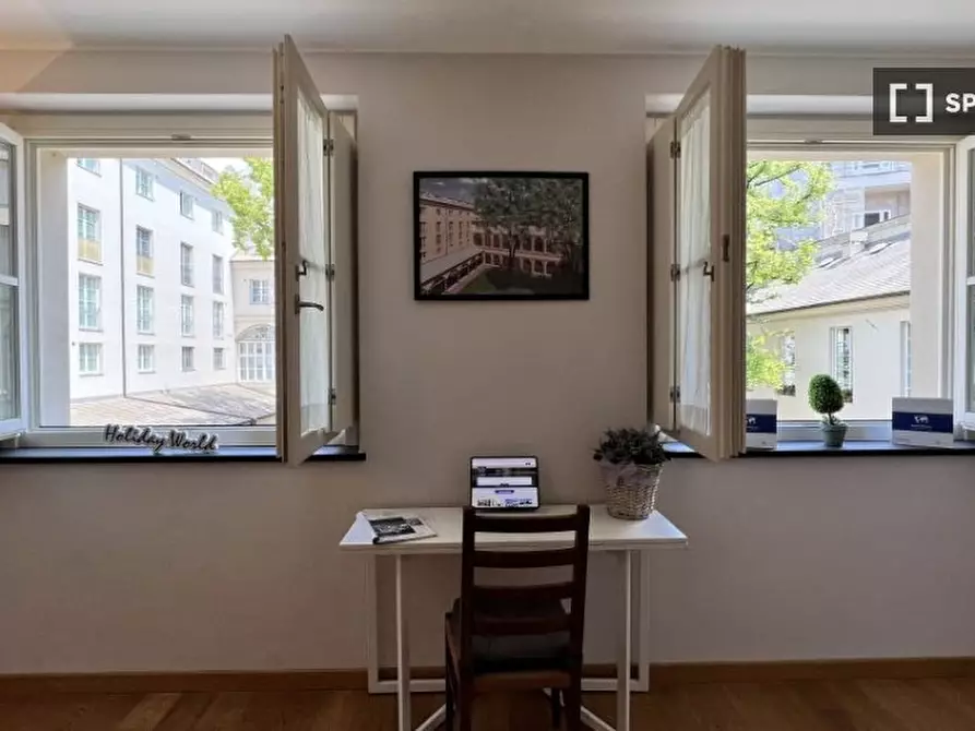 Immagine 3 di Ufficio in affitto  in Via Assarotti a Genova