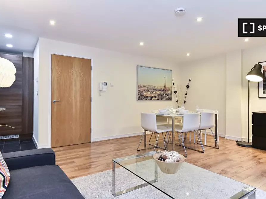 Immagine 4 di Appartamento in affitto  in Steward St a Poplar