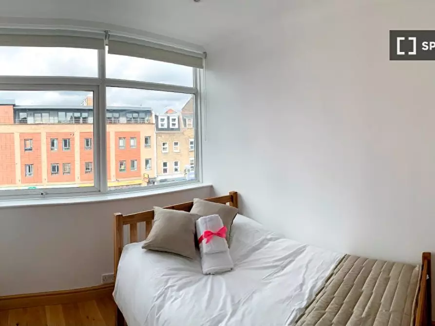 Immagine 3 di Appartamento in affitto  in Bethnal Grn Rd a Poplar