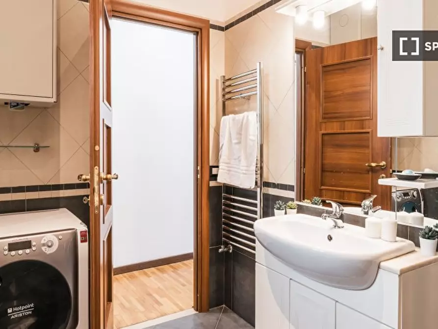 Immagine 8 di Appartamento in affitto  in Via Giovanni Giolitti a Roma