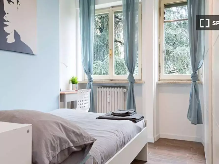 Immagine 1 di Camera condivisa in affitto  in Via Pasquale Fornari a Milano