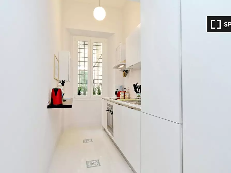 Immagine 4 di Appartamento in affitto  in Via Carlo Alberto, 00185 Roma RM, Italy a Roma