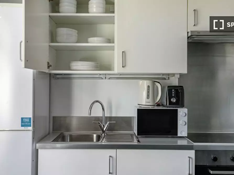 Immagine 5 di Appartamento in affitto  in Aldersgate St a Islington