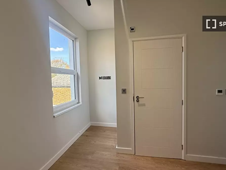 Immagine 10 di Appartamento in affitto  in St Stephen's Rd a Hounslow