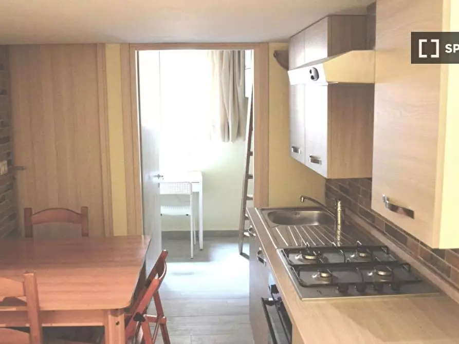 Immagine 12 di Camera condivisa in affitto  in Via Monte S. Michele a Sesto San Giovanni