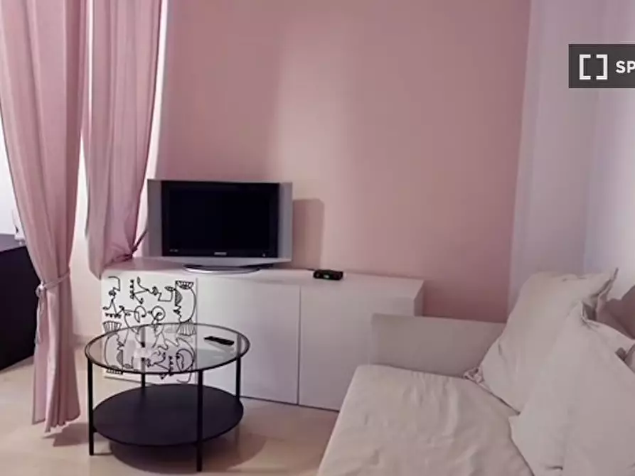 Immagine 14 di Appartamento in affitto  in Via dei Piatti a Milano