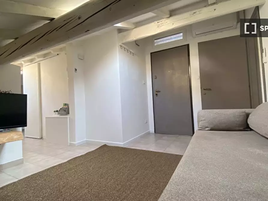 Immagine 6 di Ufficio in affitto  in Via Santa Croce a Bologna