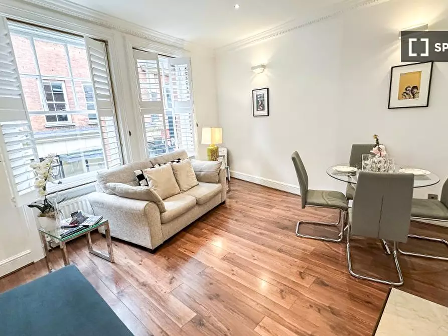 Immagine 12 di Appartamento in affitto  in B Kensington High St a Kensington