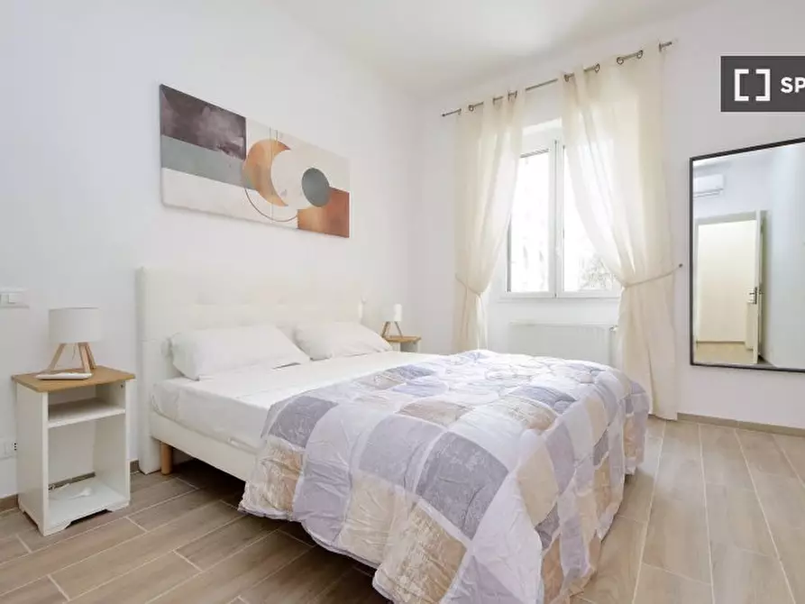 Immagine 18 di Appartamento in affitto  in Via Lorenzo il Magnifico a Roma