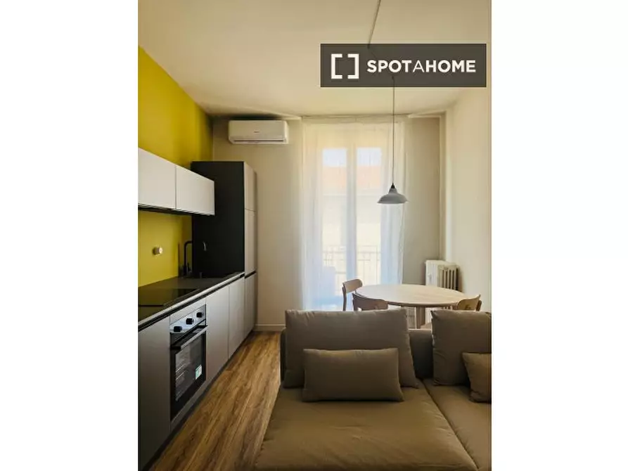 Immagine 1 di Appartamento in affitto  in Via Francesco Brioschi a Milano
