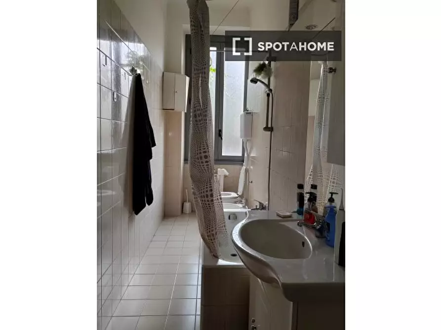 Immagine 9 di Camera condivisa in affitto  in Via Pietro Borsieri a Milano