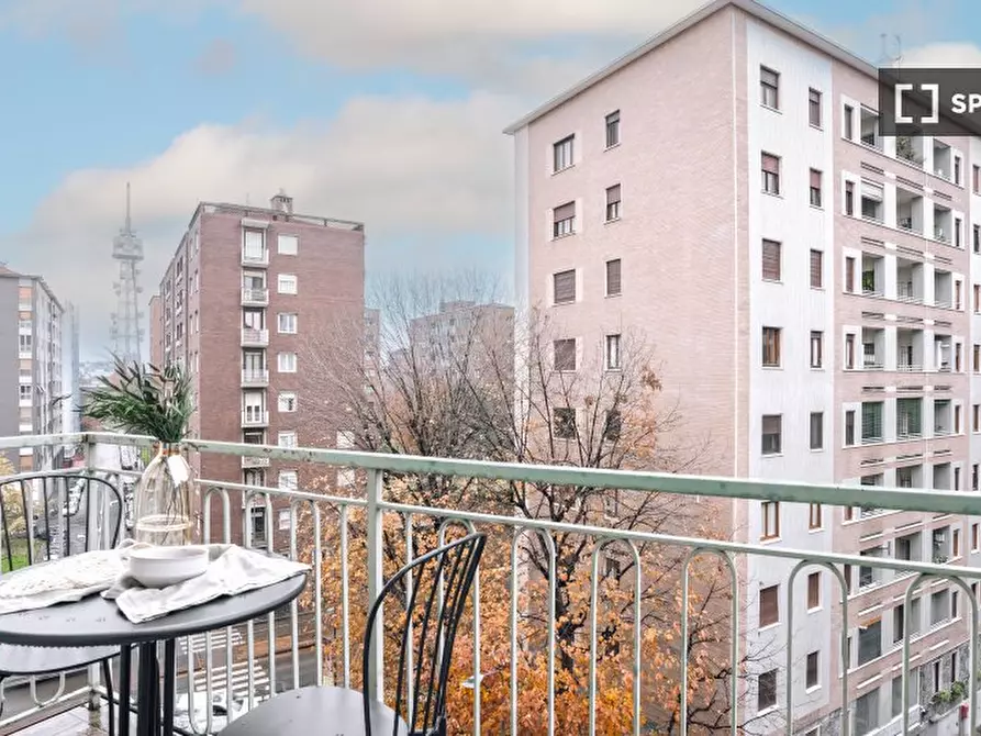 Immagine 12 di Appartamento in affitto  in Via Ippolito Nievo a Milano