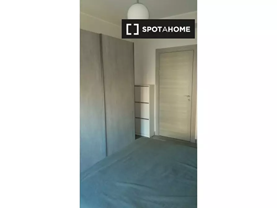 Immagine 3 di Camera condivisa in affitto  in Via Demonte a Milano