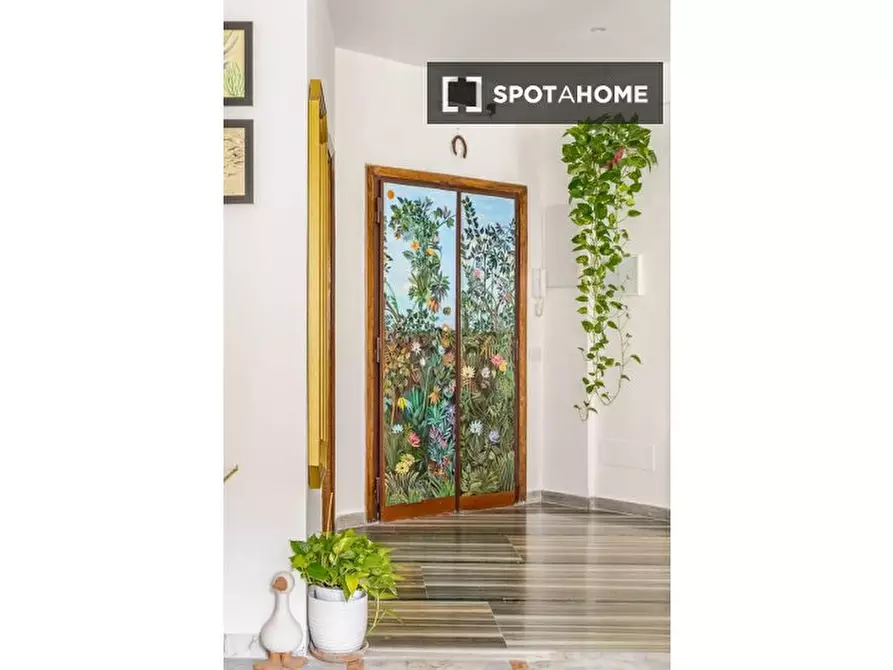 Immagine 8 di Appartamento in affitto  in Via Tolero a Roma
