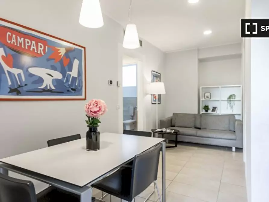 Immagine 10 di Camera condivisa in affitto  in Via Bernardino Biondelli a Milano