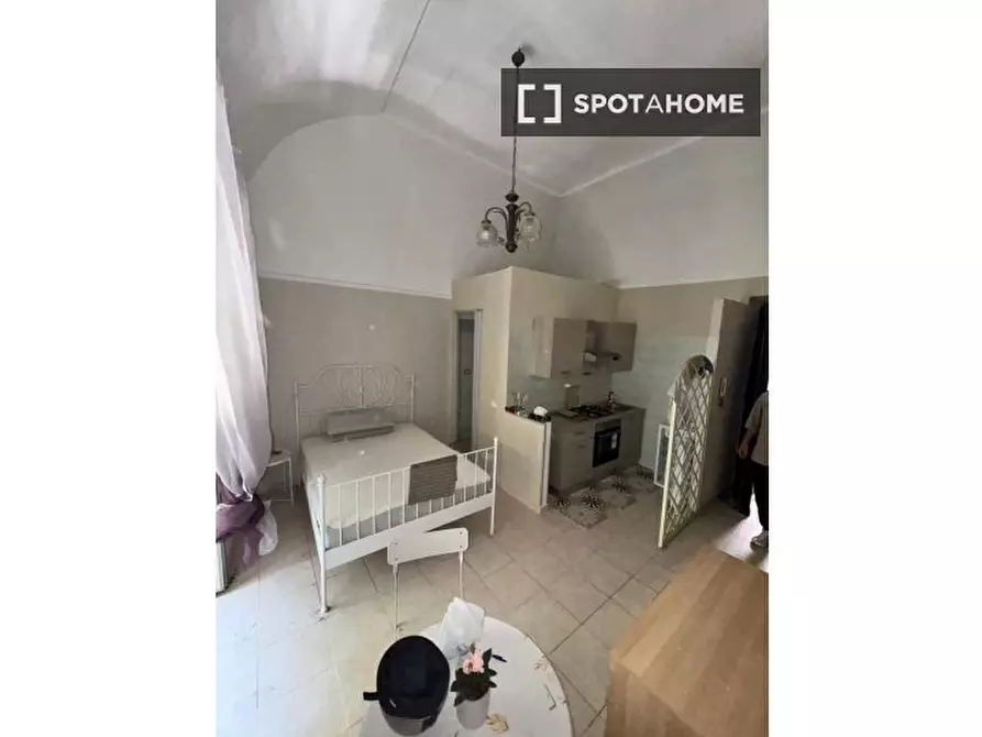 Immagine 12 di Ufficio in affitto  in Via Oronzo Costa a Napoli