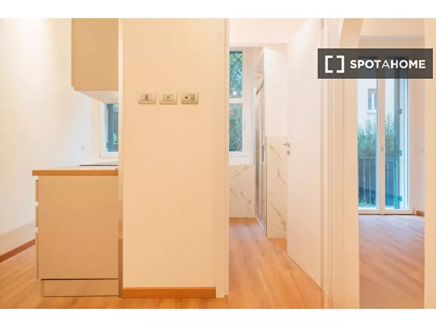 Immagine 9 di Appartamento in affitto  in V.le Berengario a Milano