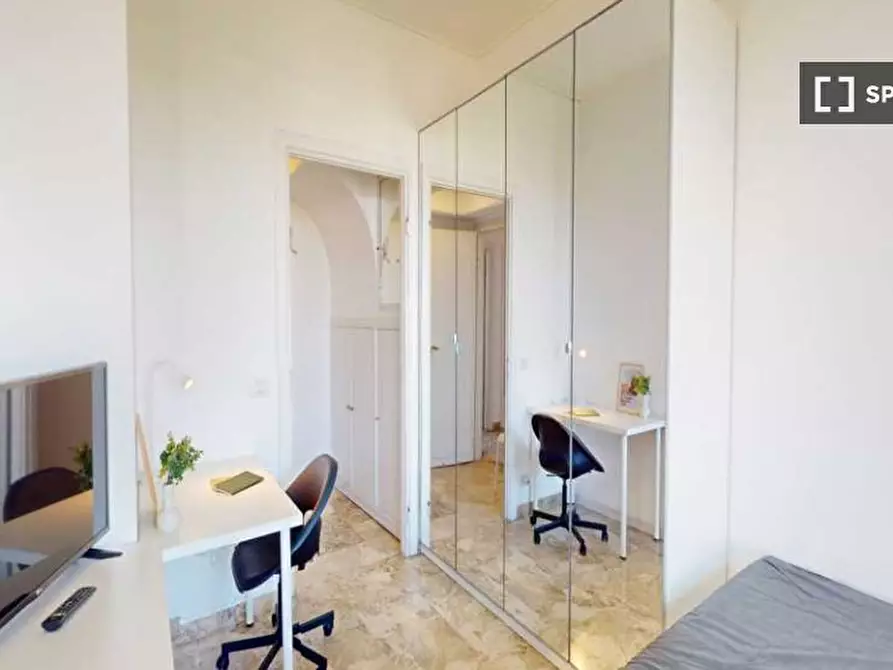 Immagine 4 di Camera condivisa in affitto  in Viale Molise a Milano