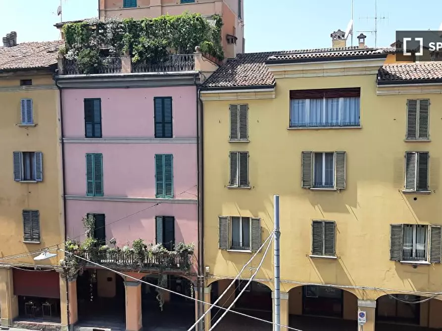 Immagine 18 di Appartamento in affitto  in Galleria del Toro a Bologna