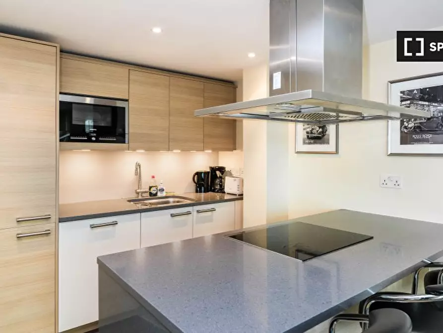 Immagine 4 di Appartamento in affitto  in St George Wharf a Lambeth