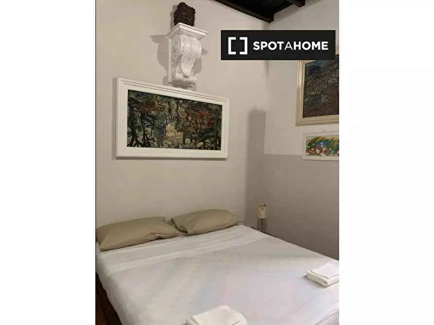 Immagine 13 di Appartamento in affitto  in Via dell'Archetto a Roma