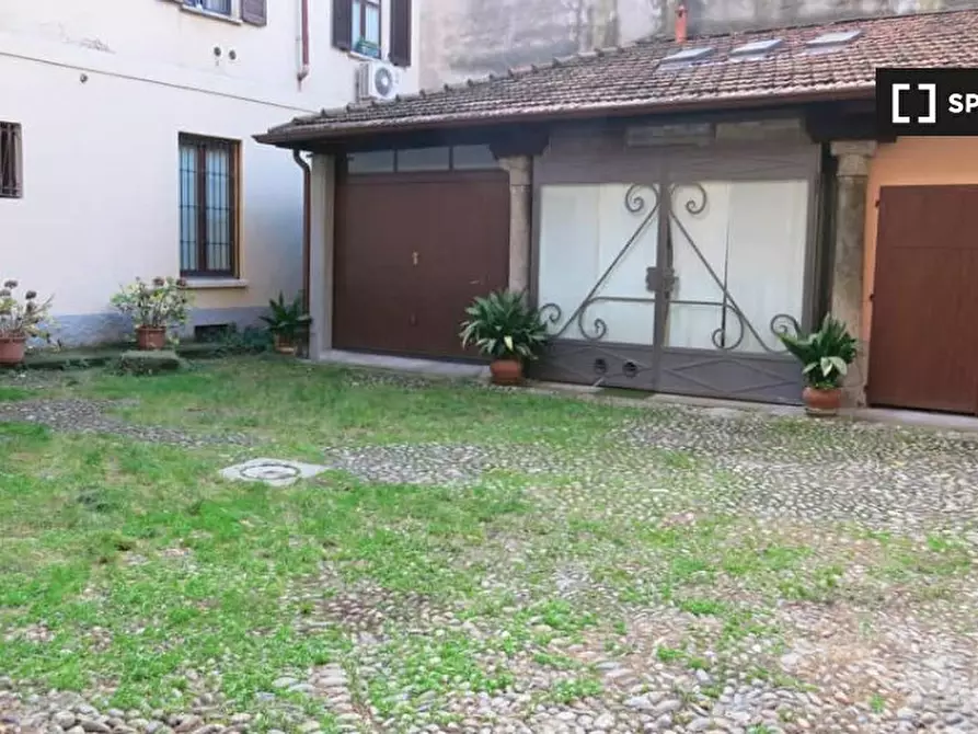 Immagine 15 di Appartamento in affitto  in Via Altaguardia a Milano