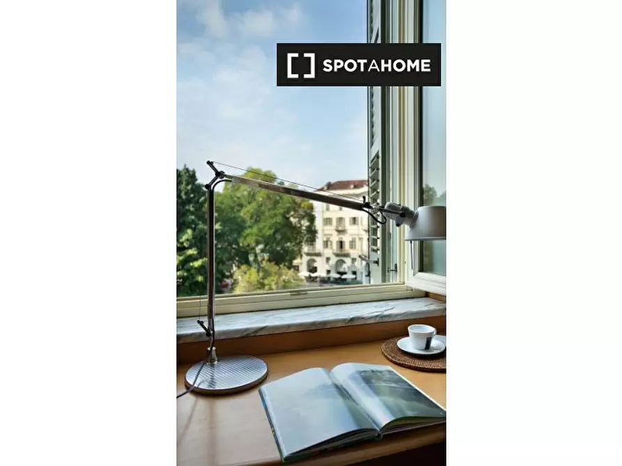 Immagine 5 di Ufficio in affitto  in Piazza Carlo Felice a Torino