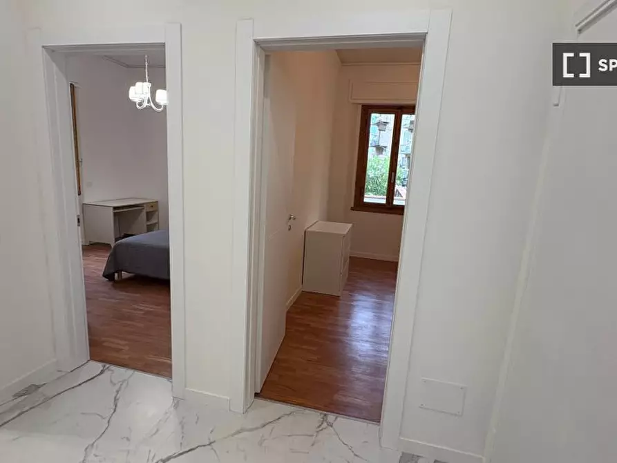 Immagine 9 di Camera condivisa in affitto  in Via Cassia a Firenze