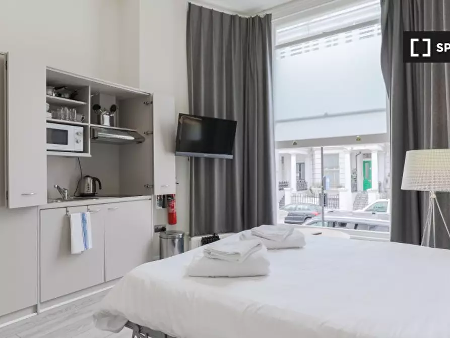 Immagine 18 di Ufficio in affitto  in Nevern Rd a Kensington