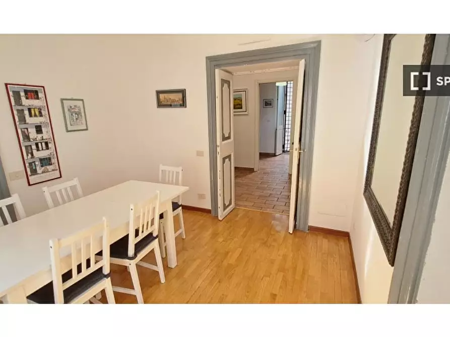 Immagine 7 di Appartamento in affitto  in Via della Croce a Roma
