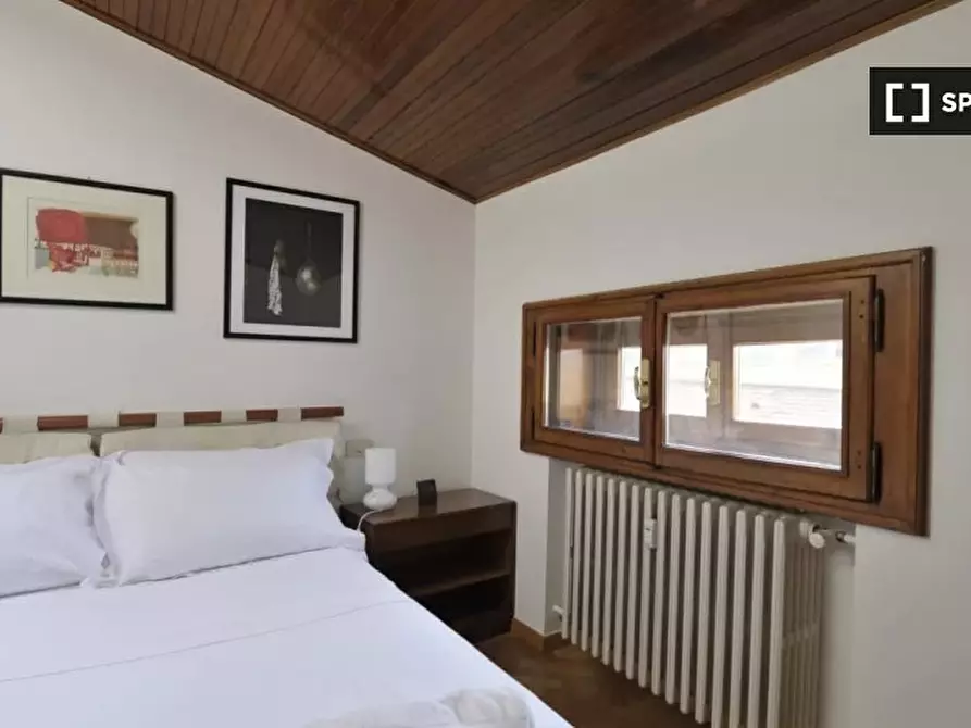 Immagine 17 di Appartamento in affitto  in Piazza S. Martino a Bologna