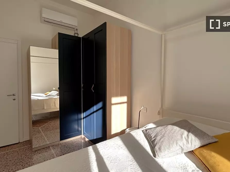 Immagine 17 di Appartamento in affitto  in V.le Gian Galeazzo a Milano