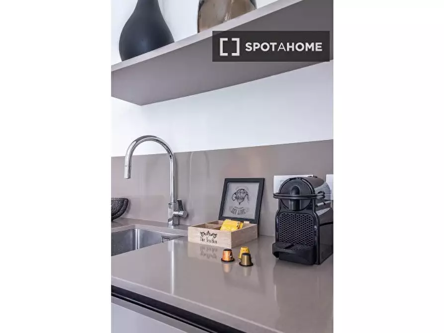 Immagine 17 di Appartamento in affitto  in Via Luigi Galvani a Milano