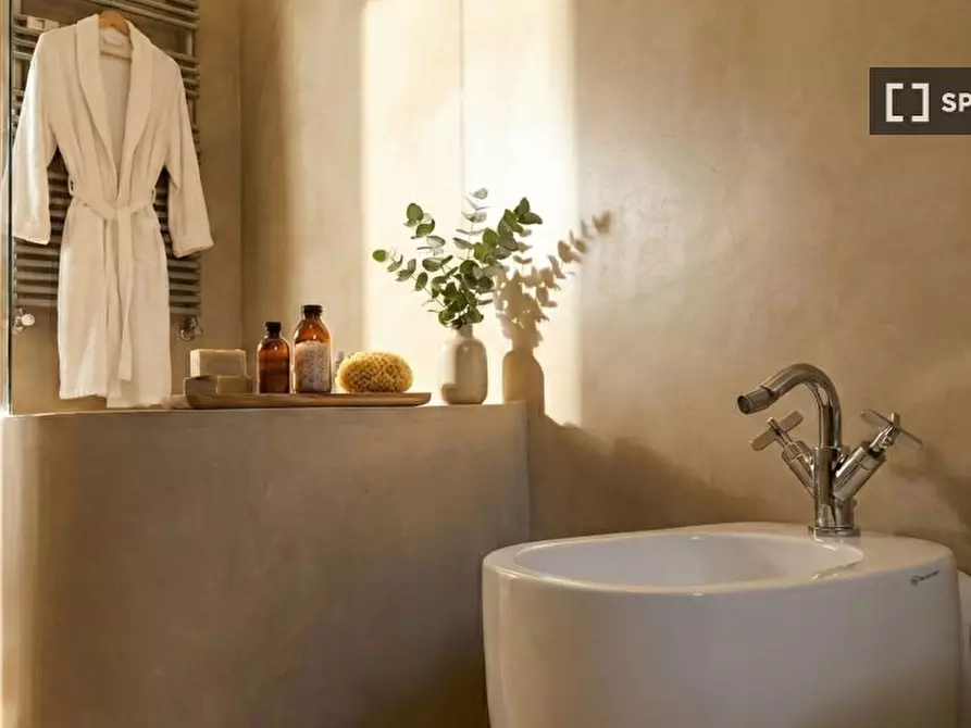 Immagine 15 di Appartamento in affitto  in Corso Ventidue Marzo a Milano