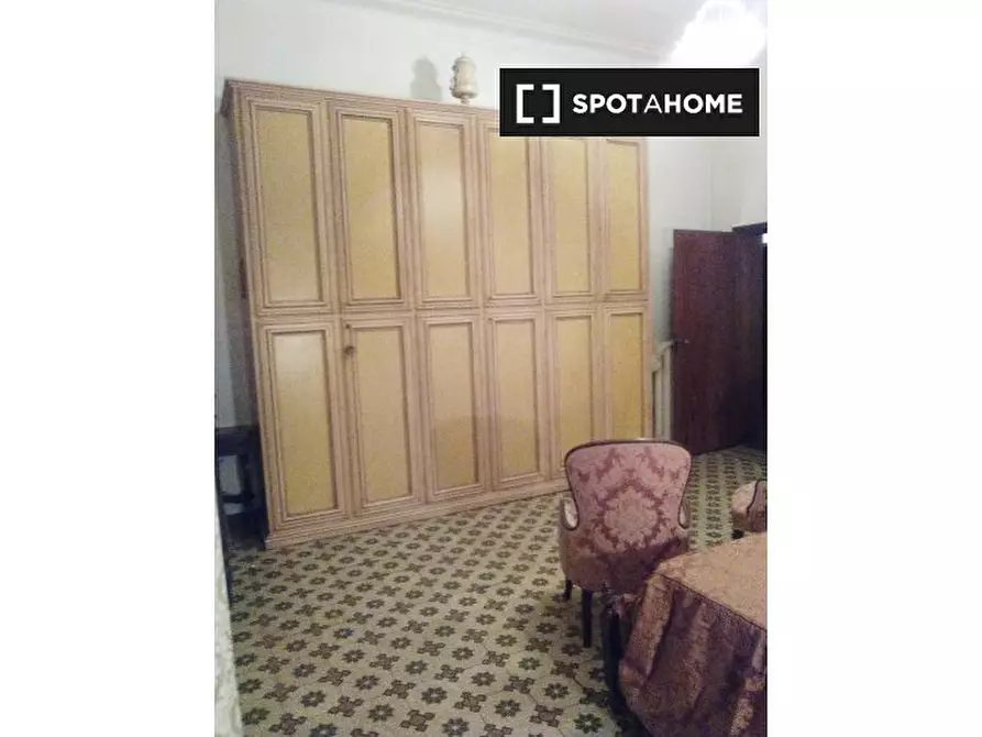 Immagine 2 di Camera condivisa in affitto  in Via Capo di Lucca a Bologna