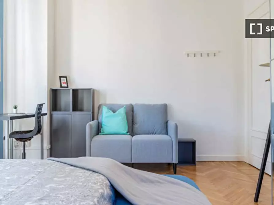 Immagine 3 di Camera condivisa in affitto  in Via Delle Rosine a Torino